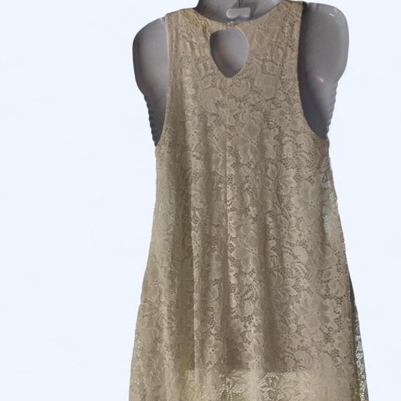 Ginger G Ivory Lace Sleeveless Dress with Keyhole back M - Picture 2 of 3